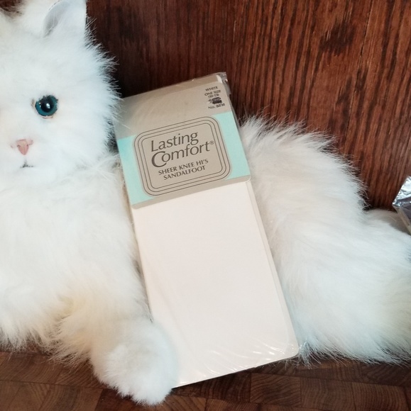 NWT Lasting Comfort white knee high - Picture 1 of 2